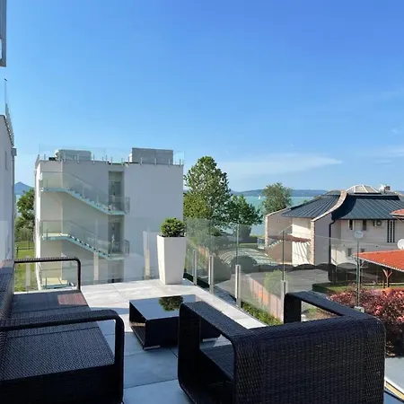 Izi Apartment *